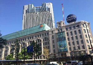 บริเวณสถานีนัมบะ บริเวณสถานีนัมบะ